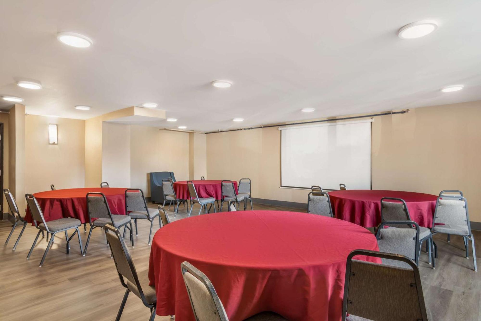 Comfort Inn Charlotte Airport Uptown Εξωτερικό φωτογραφία