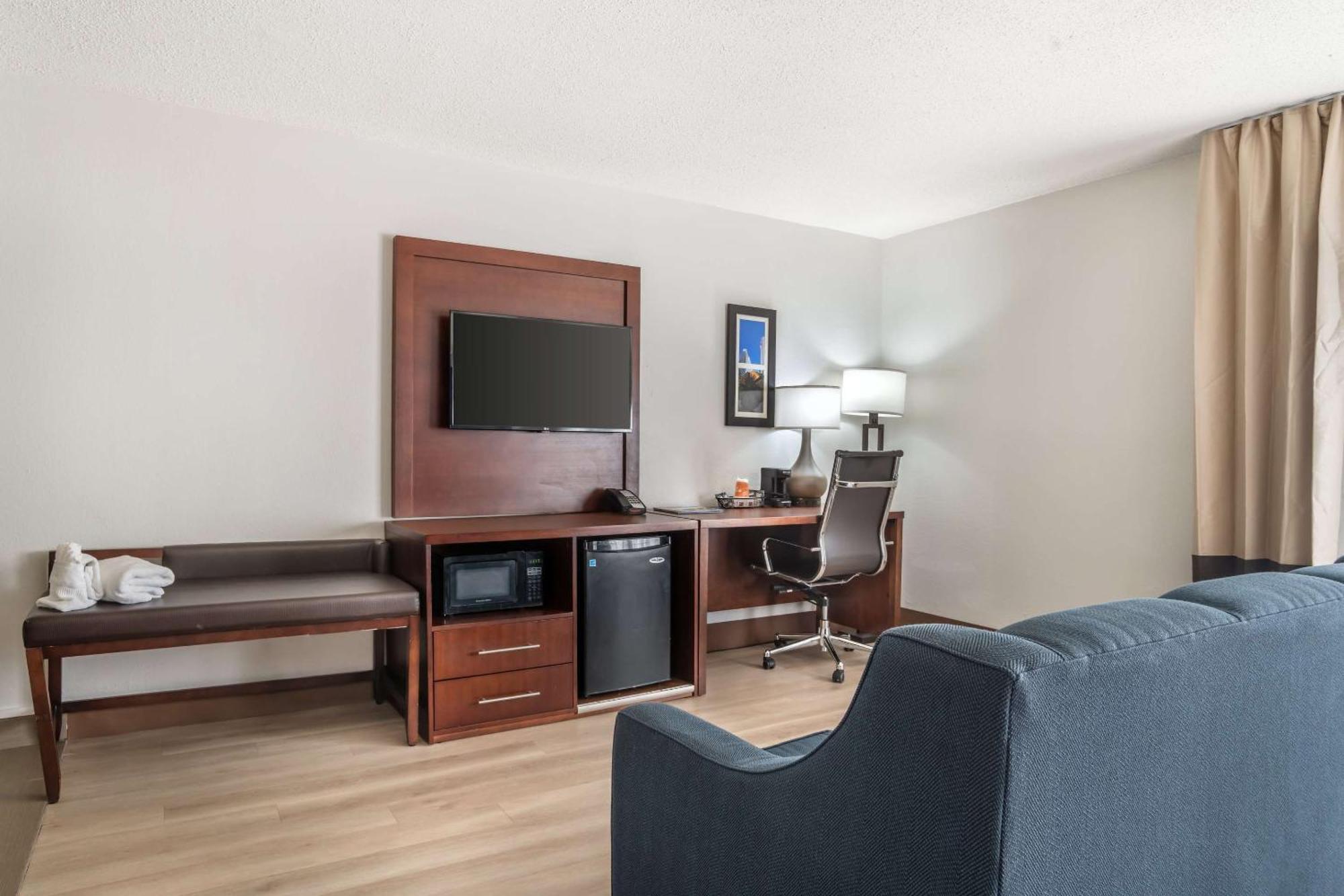 Comfort Inn Charlotte Airport Uptown Εξωτερικό φωτογραφία
