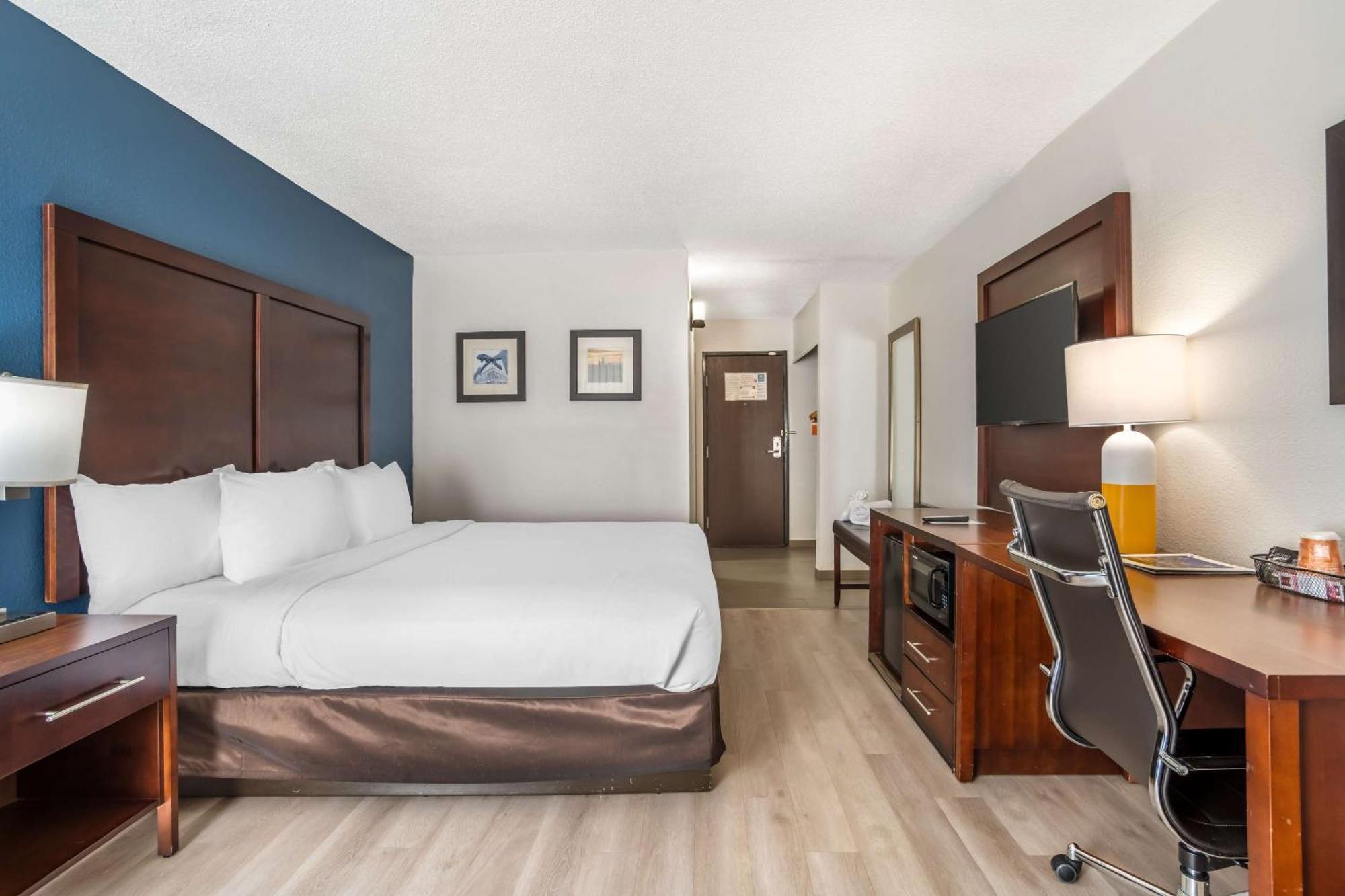 Comfort Inn Charlotte Airport Uptown Εξωτερικό φωτογραφία